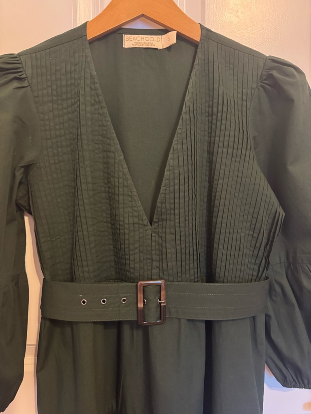 BEACHGOLD Olive Green V-Neck Pintuck Long Sleeve Belted Dress